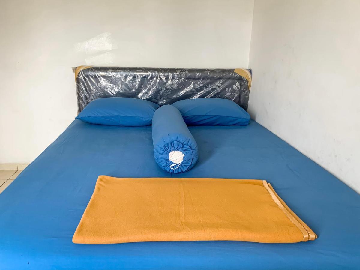 Beranda Istirahat Villa 4BR at Galaxy Resort Puncak Cikundul Luaran gambar